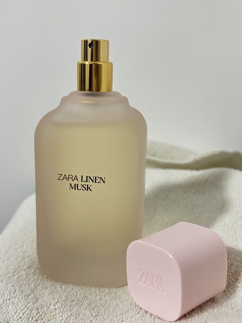 Zara Linen Musk Perfume (Category: Fragrance & Deodorants) located in Quezon City. Submitted by dmps402 (Listing ID 1463714872, Image 2). Description: - Zara Linen Musk EDP - Frosted glass bottle - Bottle is 9.5/10 full - with box.