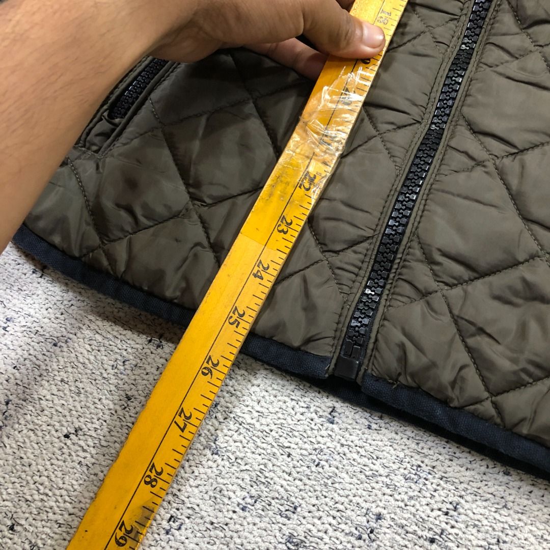 ZARA MAN Quilted Bomber Down Riding Jacket Grey Size Men's Small (Category: Coats, Jackets and Outerwear) located in Santa Rosa. Submitted by sergids (Listing ID 1463681419, Image 2). Description: ZARA MAN Quilted Bomber Down Riding Jacket Grey Size Men's Small Great condition. Check fitting tops to ensure this fits you. Dimensions below are exact measurements, see pics as well for comparison. 9/10 Condition and Colorway Dimensions: Check pic sli