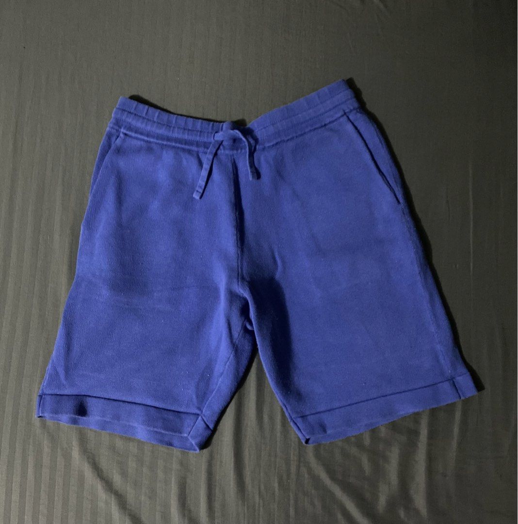 Zara Men’s Sweat Shorts (Category: Shorts) located in Mandaluyong City. Submitted by aiztyle (Listing ID 1463615246, Image 1). Description: Zara Sweat Shorts Medium on tag Measurement: Waist 29”-31” Length 18” Super SALE Php150.00 only.