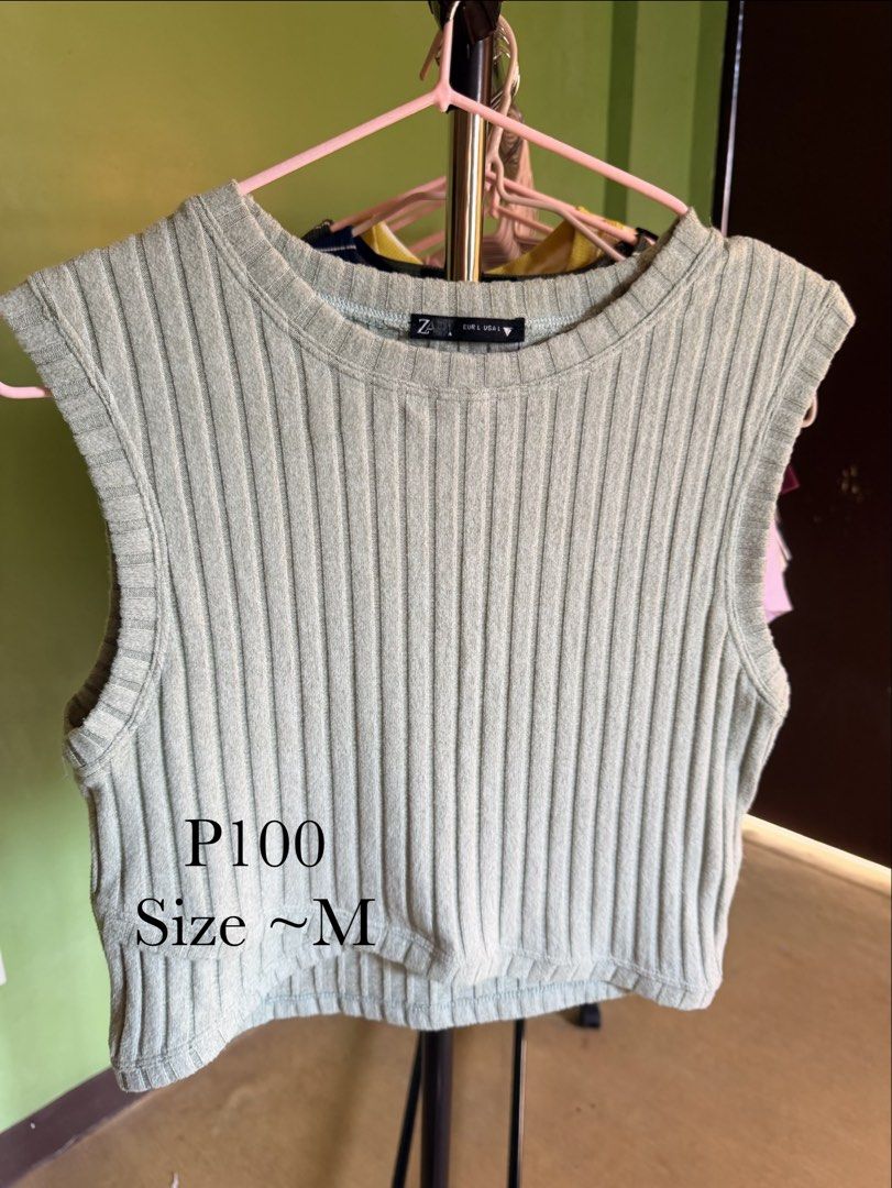 Zara Ribbed Sleeveless Crop Top (Category: Sleeveless) located in Muntinlupa City. Submitted by cocofinds023 (Listing ID 1463711432, Image 1). Description: - Zara light green ribbed sleeveless crop top - Ideal for casual wear or layering - Features a stylish ribbed texture.