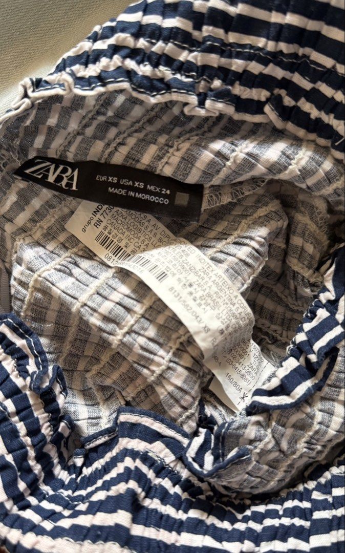 Zara Smocked Cropped Blouse (Category: Blouses) located in Naga. Submitted by tiindahunts (Listing ID 1463614870, Image 2). Description: From Hongkong box!.
