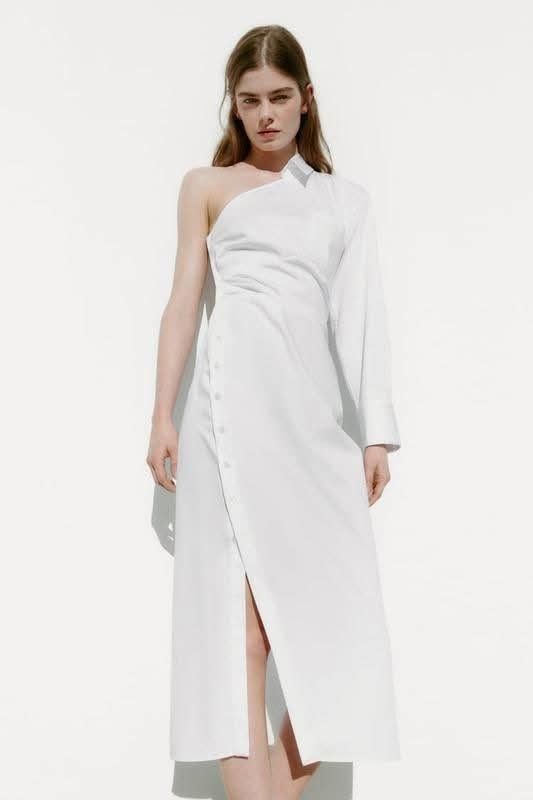 Zara white dress (Category: Dresses) located in Davao. Submitted by bianca1994 (Listing ID 1463593892, Image 1). Description: .