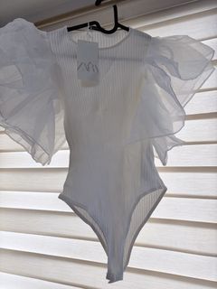 (Category: ) located in . Submitted by cheska.closet18 (Listing ID 1463603911, Image 1). Description: .