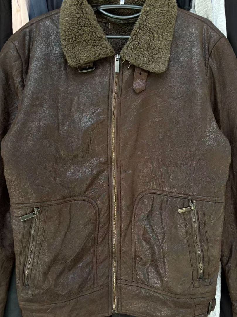 ZARAMAN ZIPPER JACKET (Category: Coats, Jackets and Outerwear) located in Manila. Submitted by nlgarments (Listing ID 1463576821, Image 3). Description: NOT LEATHER JACKET NO ISSUE SIZE LARGE ON TAG.