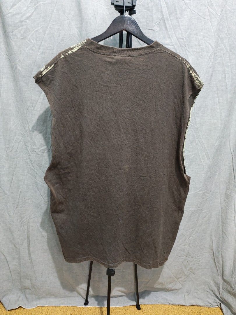 00s sixflags cut off tshirt (Category: Tshirts & Polo Shirts ) located in Baguio. Submitted by used_clothing2600 (Listing ID 1463747871, Image 2). Description: 00s sixflags cut off tshirt size xl verygood condition width 25 length 31 P 880.