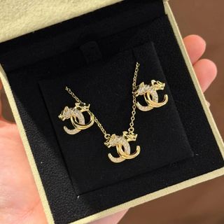 (Category: ) located in . Submitted by cheskhaionlinestore2.0 (Listing ID 1463881209, Image 1). Description: .