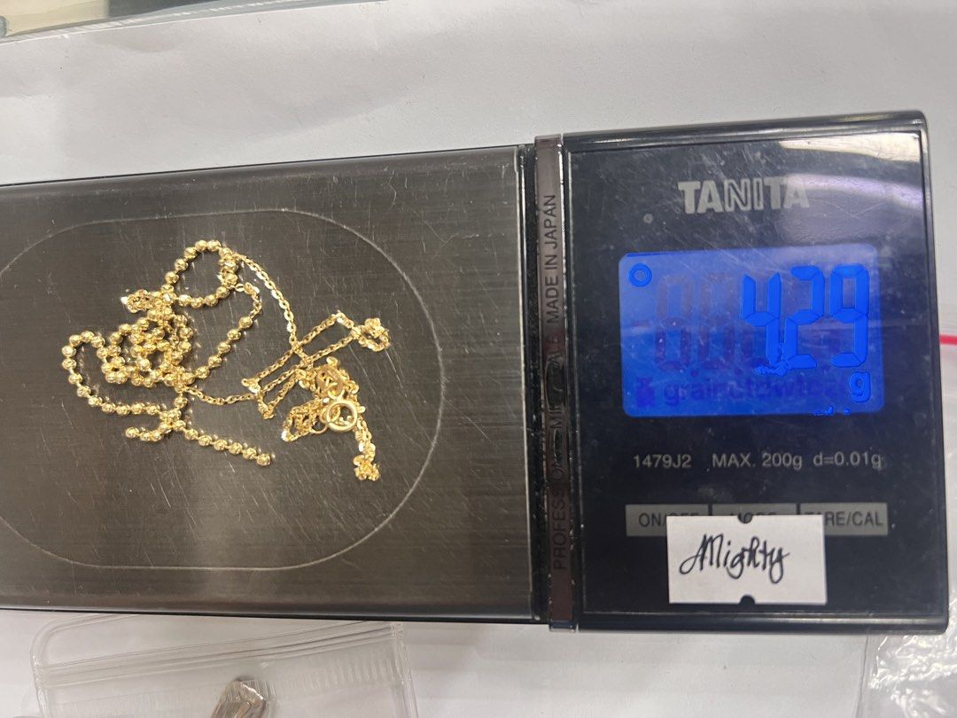 18k italy necklace (Category: Body Jewelry) located in Manila. Submitted by mightystone_77b719 (Listing ID 1463805678, Image 3). Description: .