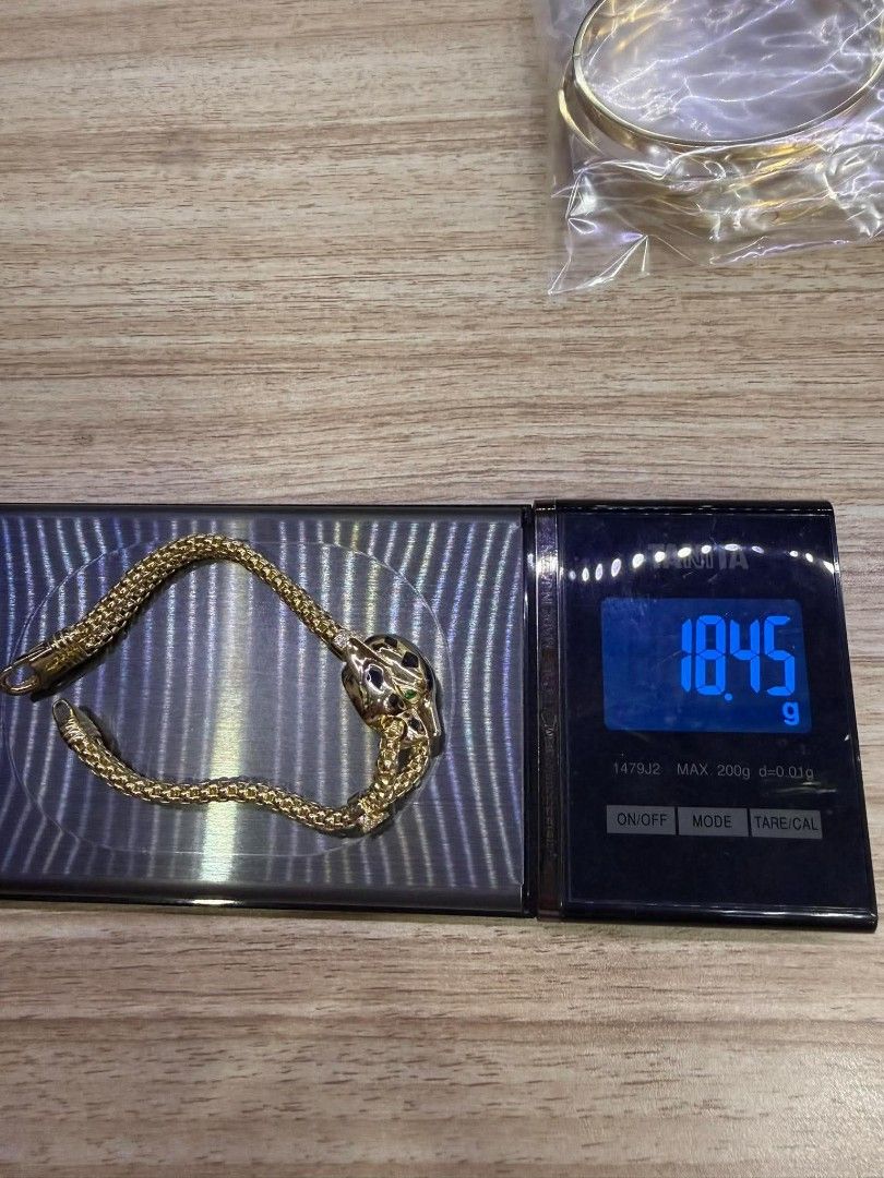 18k Saudi gold panthere bracelet (Category: Bracelets) located in Manila. Submitted by bhelgoldseller2ndaccount (Listing ID 1463898825, Image 2). Description: New!!✨New!!✨New!! Authentic 18k Saudi Golds 💯pawnable/naisasanla 💯with high appraisal rate 💯good investment 💯Direct supplier price 👉OPEN for resellers 🌺please take time to evaluate their actual sizes and grams 👉Best panggift for all occasions ✅ Sold per grams not per piece Kya lowest