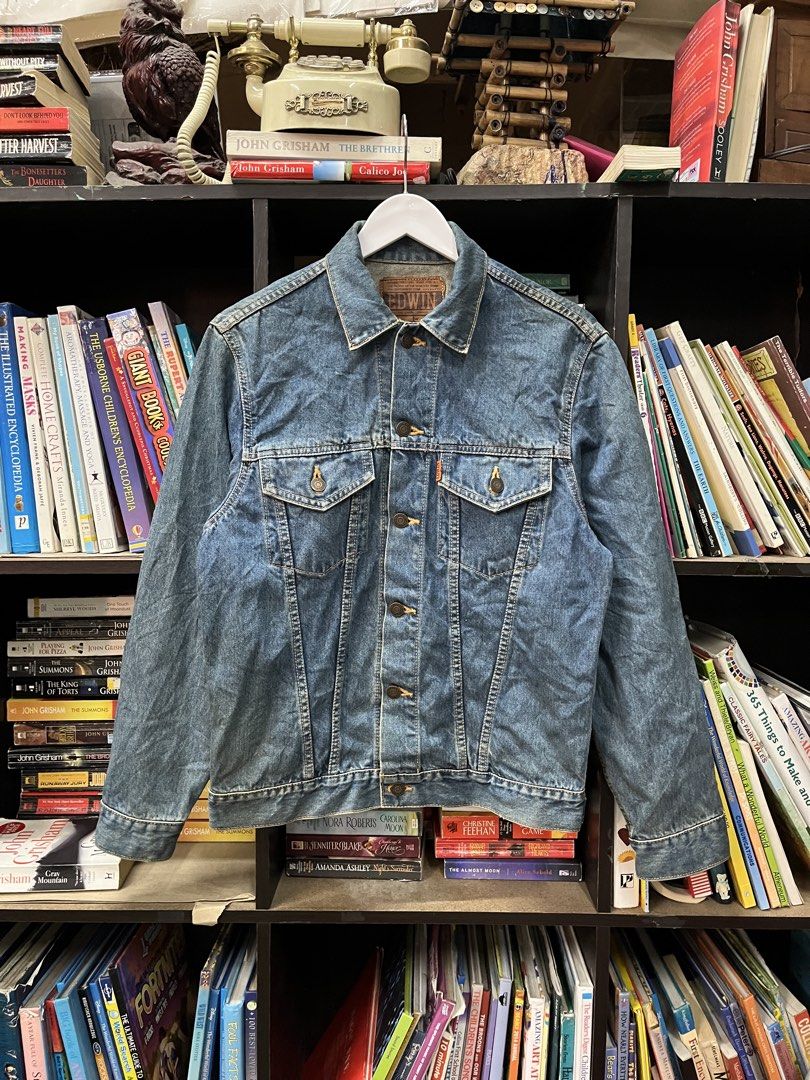 1990s Edwin Type 3 Denim Trucker Jacket (Category: Coats, Jackets and Outerwear) located in Baguio. Submitted by feelathome (Listing ID 1463934375, Image 1). Description: 1990s Edwin Type 3 Denim Trucker Jacket Tag size: Large Width: 20 Length: 25 Shoulder: 17 Sleeves: 24 Excellent condition 1,750php Free nationwide shipping. Read the description and check all photos carefully before buying. If you have any questions feel free to ask..