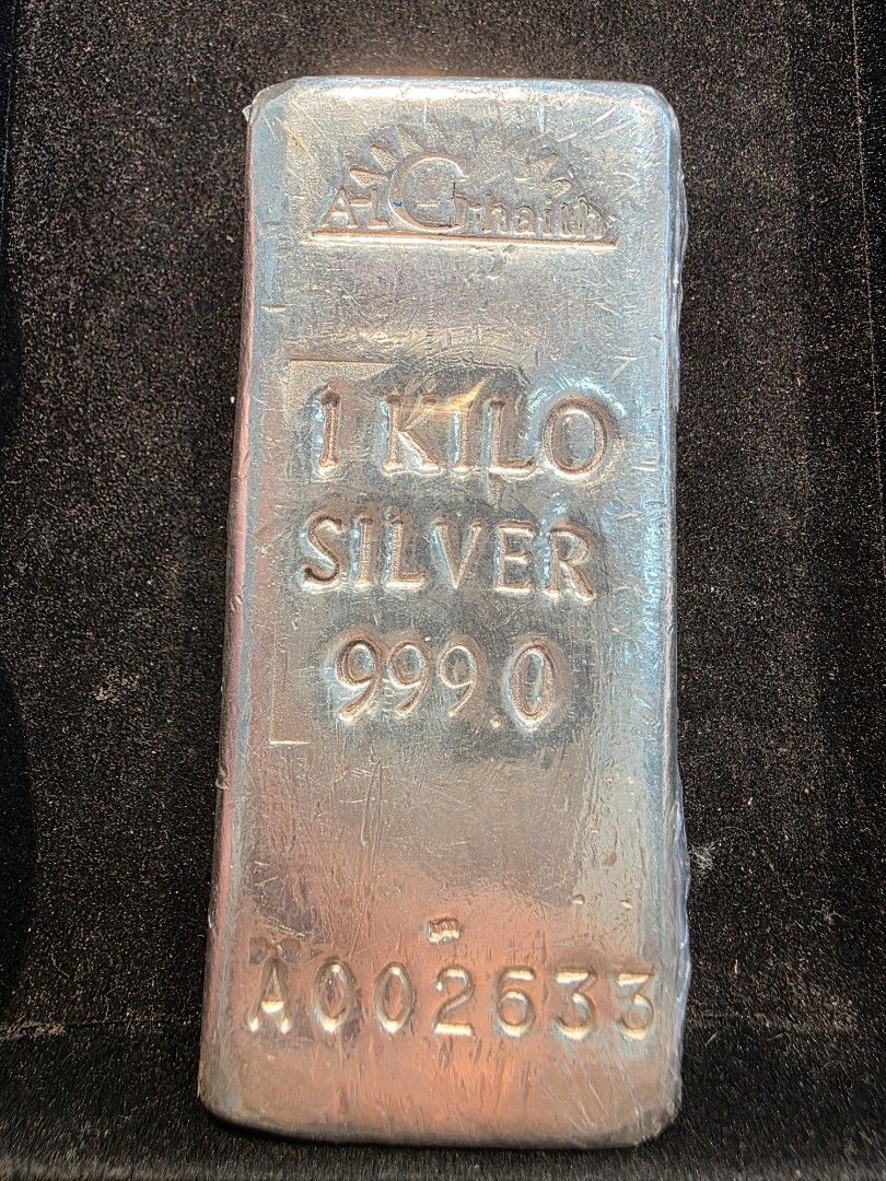1 Kilo Silver 999.0 Bar AG-Thar (Category: Currency) located in Manila. Submitted by trumpisthedevil (Listing ID 1463872488, Image 1). Description: - 1 Kilo Silver Bar - Purity: 999.0 Fine Silver - Brand/Marking: AG-Thar - Serial Number: A002633 - Condition: Sealed - Ideal for: Investment or Collection.