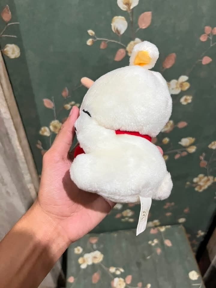 2002 McDonald's Mashimaro Plush (Category: Plushies & Soft Toys) located in Sindangan. Submitted by waterbop (Listing ID 1463899951, Image 3). Description: 2002 McDonald's Mashimaro Plush 2500 free ship excellent condition no issue 10/10 color rate LOC ZAMBOANGA DEL NORTE.