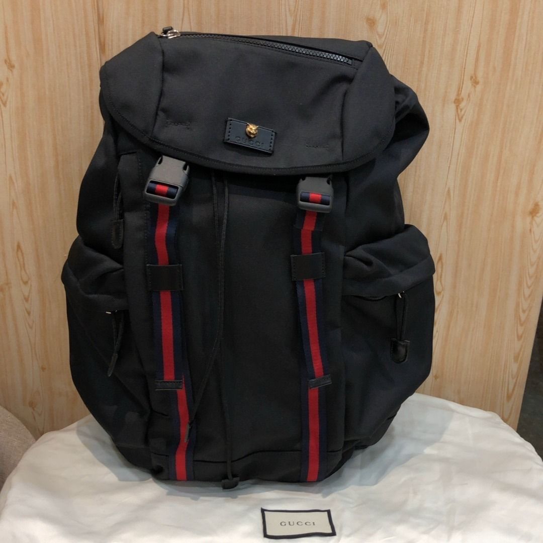 267009423 GUCCI BAG TECHNO CANVAS BACKPACK 429037 (Category: Luxury Bags & Wallets) located in Taguig. Submitted by ecoring.ph (Listing ID 1463766547, Image 1). Description: ◆CONDITION: B ◆DESCRIPTIONS: (Other defects/info:) OUTER: The exterior of the bag has minimal dirt, wrinkled and some signs of use. The strap also has minimal dirt and scuffing and shows signs of use. INNER: The interior has minor dirt and scuffing and shows signs of use. HAR