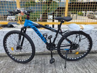 （分類：）位於 。 由 michael_2nd_hand 提交（商品編號 1463795272，圖片 1）。簡介： 。