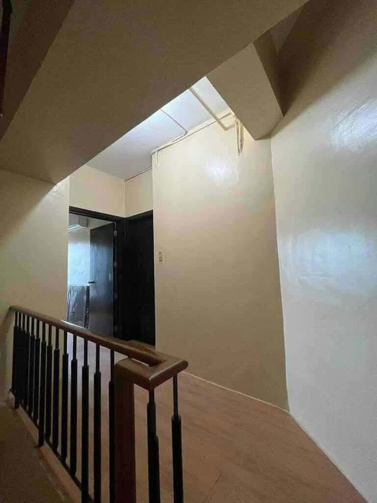 2 BEDROOM LOFT AT LANCASTER SUITE (Category: Apartments & Condos) located in Caloocan City. Submitted by propertyhu26686 (Listing ID 1463790671, Image 2). Description: 2-BEDROOM LOFT AT LANCASTER SUITE! 69 SQM | BARE UNIT | ₱25,000/MONTH Looking for a spacious, pet-friendly, and accessible home in Mandaluyong? This 2-Bedroom Loft might be the perfect fit for you! LANCASTER SUITE IN MANILA 622 Shaw Boulevard corner Samat Street, Highway Hills, Man