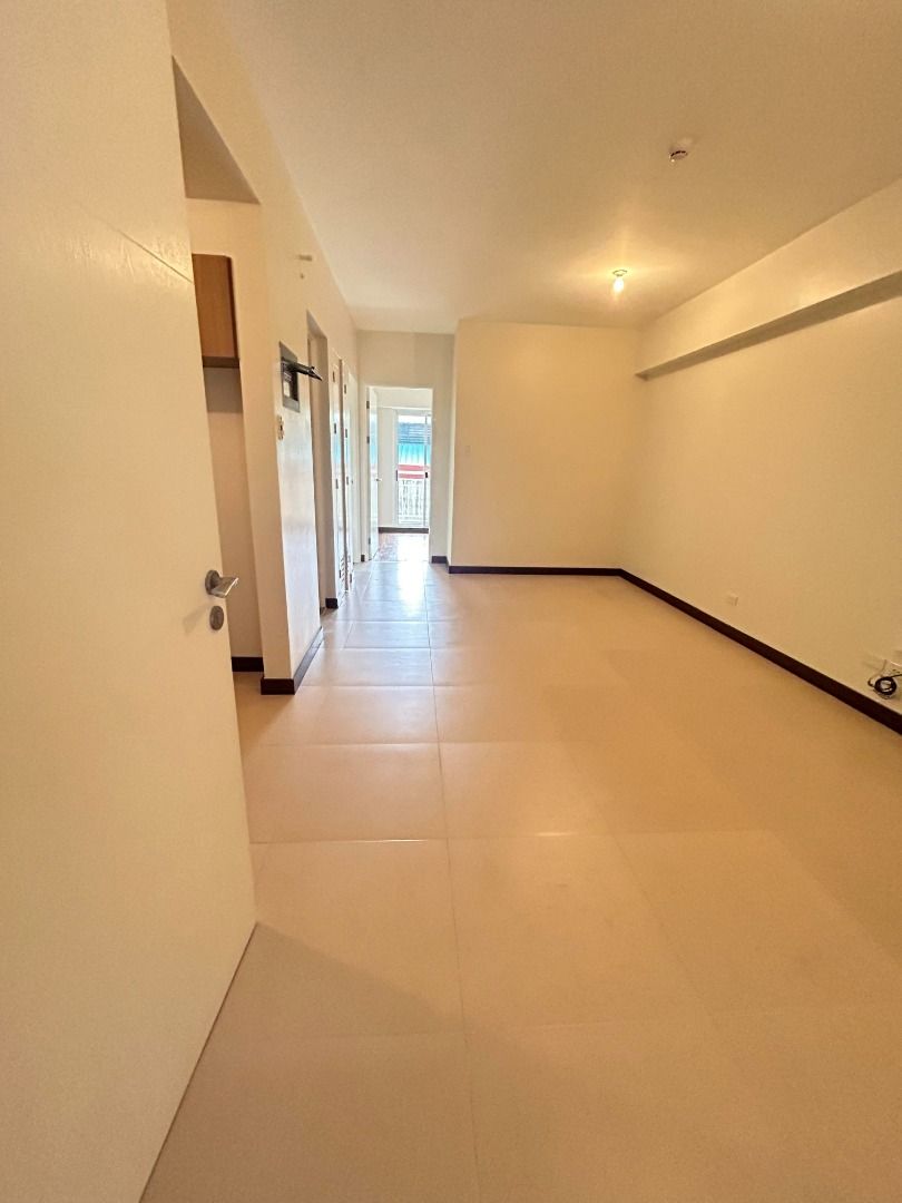 2BR UNIT IN FAIRLANE RESIDENCES (Category: Apartments & Condos) located in Pasig City. Submitted by broker.nemie (Listing ID 1463865054, Image 2). Description: FOR LEASE! 2BR UNIT IN FAIRLANE RESIDENCES Rental fee: Php28,000 Rooms: 2 Toilet & Bath: 1 Balcony: 1 Size: 62sqm Availability: ASAP Parking: Tandem (2 slots) in Basement 1 (Add 10k) Assoc Dues: Already included in Rental Fee Length of lease: Minimum of 1 year Required payment: 1 month adv