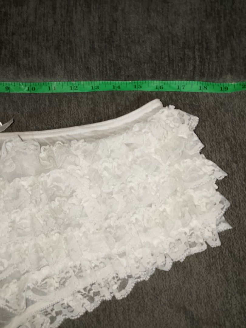 2xl white cute layer ruffles panty (Category: Undergarments & Loungewear) located in Manila. Submitted by truecrystal-1407 (Listing ID 1463828813, Image 2). Description: .