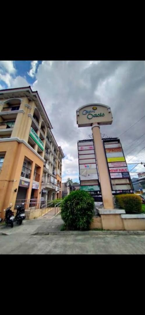 38 sqm Studio End Unit at Capri Oasis, Pasig City (Category: Commercial) located in Taguig. Submitted by jayroddanganan (Listing ID 1463798096, Image 3). Description: Property Code: DS88-007547 Location: Pasig City Property Details Floor Area: 38 sqm Type: Studio Bathroom: 1 Furnishing: Unfurnished Title Status: Clean Title Unit Type: End Unit Property Features ✔ 38 sqm studio unit ✔ End unit with added privacy ✔ 1 bathroom ✔ Unfurnished ✔ Clean 