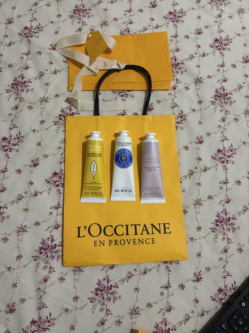 3 Gift Set of L’OCCITANE (Category: Hands & Nails) located in Muntinlupa City. Submitted by mystyle10 (Listing ID 1463779636, Image 2). Description: Brand New Set of 3 with paper bag, ribbon, card & tissue.