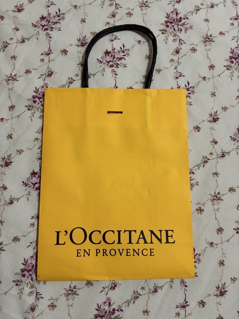 3 Gift Set of L’OCCITANE (Category: Hands & Nails) located in Muntinlupa City. Submitted by mystyle10 (Listing ID 1463779636, Image 3). Description: Brand New Set of 3 with paper bag, ribbon, card & tissue.