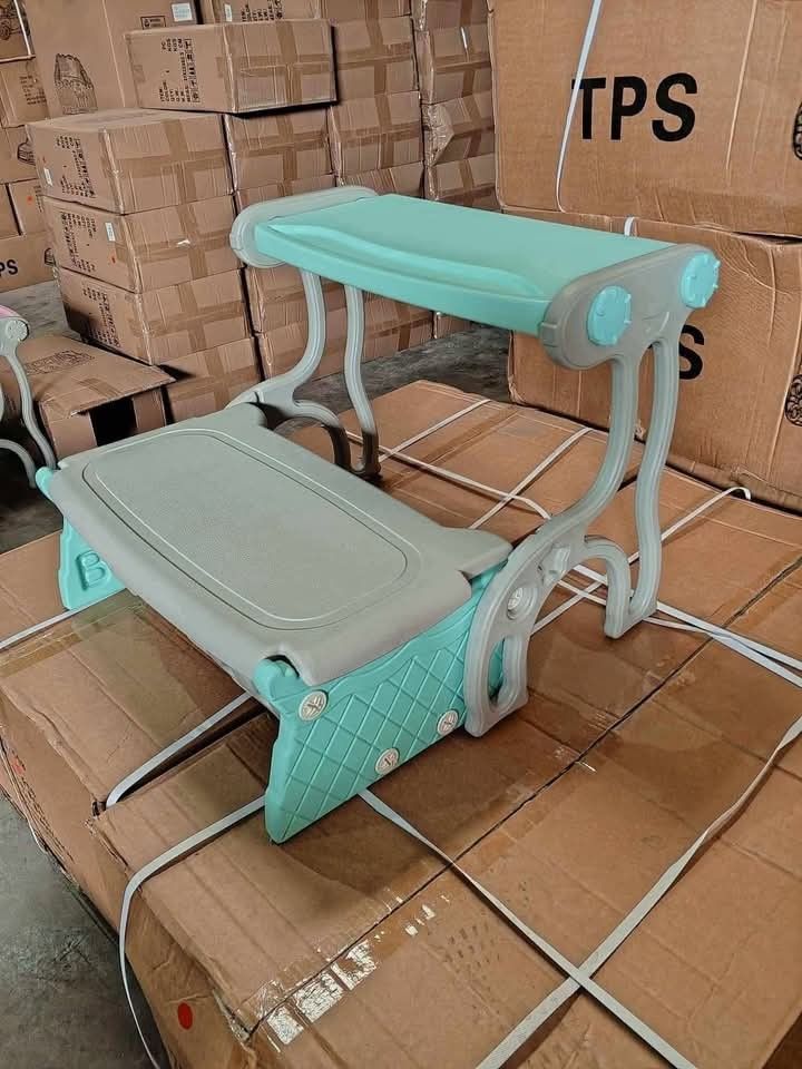 3 in 1 Table and Chair with Storage (Category: Kids Tables & Chairs) located in Manila. Submitted by tindahanniatelizcehl (Listing ID 1463749306, Image 2). Description: .