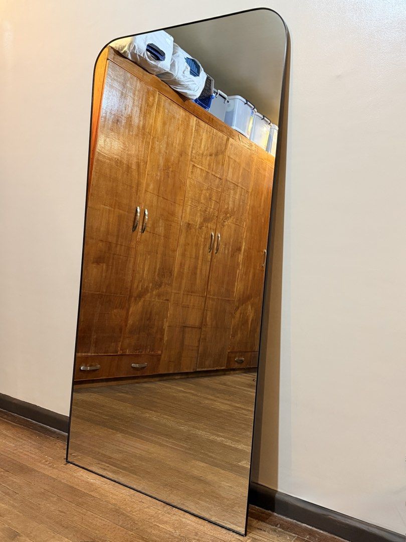 3x6 FT Top Curve Full Body Mirror (Category: Mirrors) located in Quezon City. Submitted by chineun (Listing ID 1463828228, Image 1). Description: FS: Top-Curved Black Aluminum Full Body Mirror • Size: 3 x 6 ft (Full Body) • Frame: Black Aluminum Alloy • Style: Top Curved / Arch • Condition: Used-Like New • RFS: Upgrading to a larger size Price: P3,400 (Negotiable) Payment required prior to pickup or booking courier..
