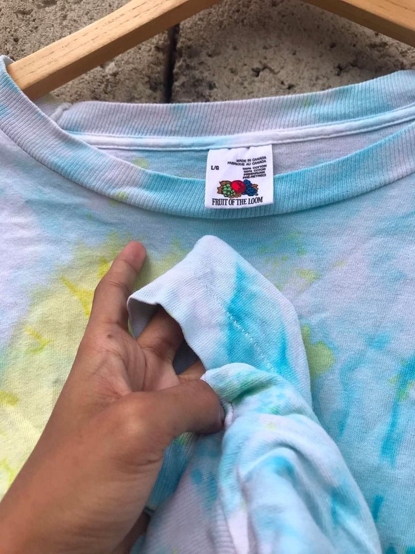 80s Surf Long Sleeve Dye (Category: Tshirts & Polo Shirts ) located in San Jose. Submitted by thriftthe19th (Listing ID 1463930390, Image 2). Description: XL .