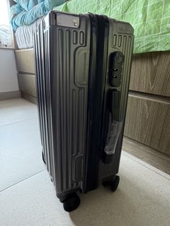 （分類：）位於 。 由 silentcat.314a20 提交（商品編號 1463786500，圖片 1）。簡介： 。