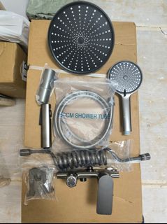 （分類：）位於 。 由 fung3003 提交（商品編號 1463851980，圖片 1）。簡介： 。