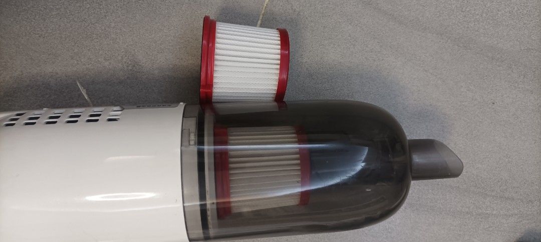 Product Defect Guide 有問題的! 電池老化!無綫真空吸塵器 Defective! Battery aging, 家庭電器, 吸塵機 & 家居清潔電器 - Carousell
