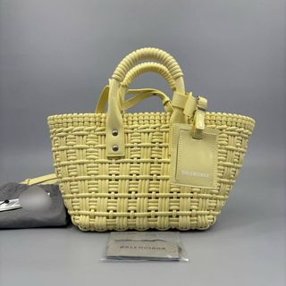 (Category: ) located in . Submitted by millenlavish_outlet (Listing ID 1463807001, Image 1). Description: .