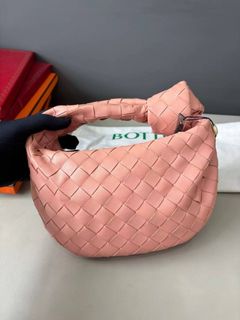 (Category: ) located in . Submitted by millenlavish_outlet (Listing ID 1463805723, Image 1). Description: .
