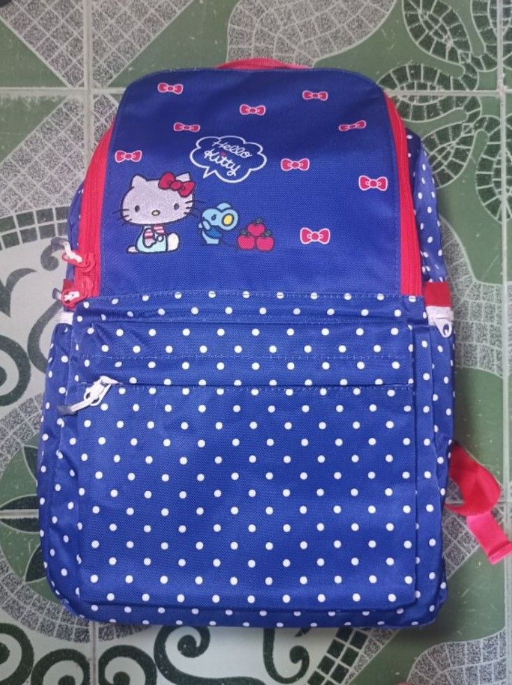 🎀 HELLO KITTY BACKPACK (Category: Backpacks) located in Dagupan City. Submitted by jnwoshop (Listing ID 1463742392, Image 2). Description: 🎀 HELLO KITTY BACKPACK BRAND NEW / NEVER USED ✨ 🎀 Hello Kitty Backpack ✨ Spacious & maraming compartments ✨ Cute navy blue design with bows ✨ Perfect for school or everyday use 📌 Brand new condition 💰 ₱650 ONLY 📦 Shipping & Location: 📍 Location: Dagupan City, Pangasinan 🚚 Courier: J&T Express (Nationwi