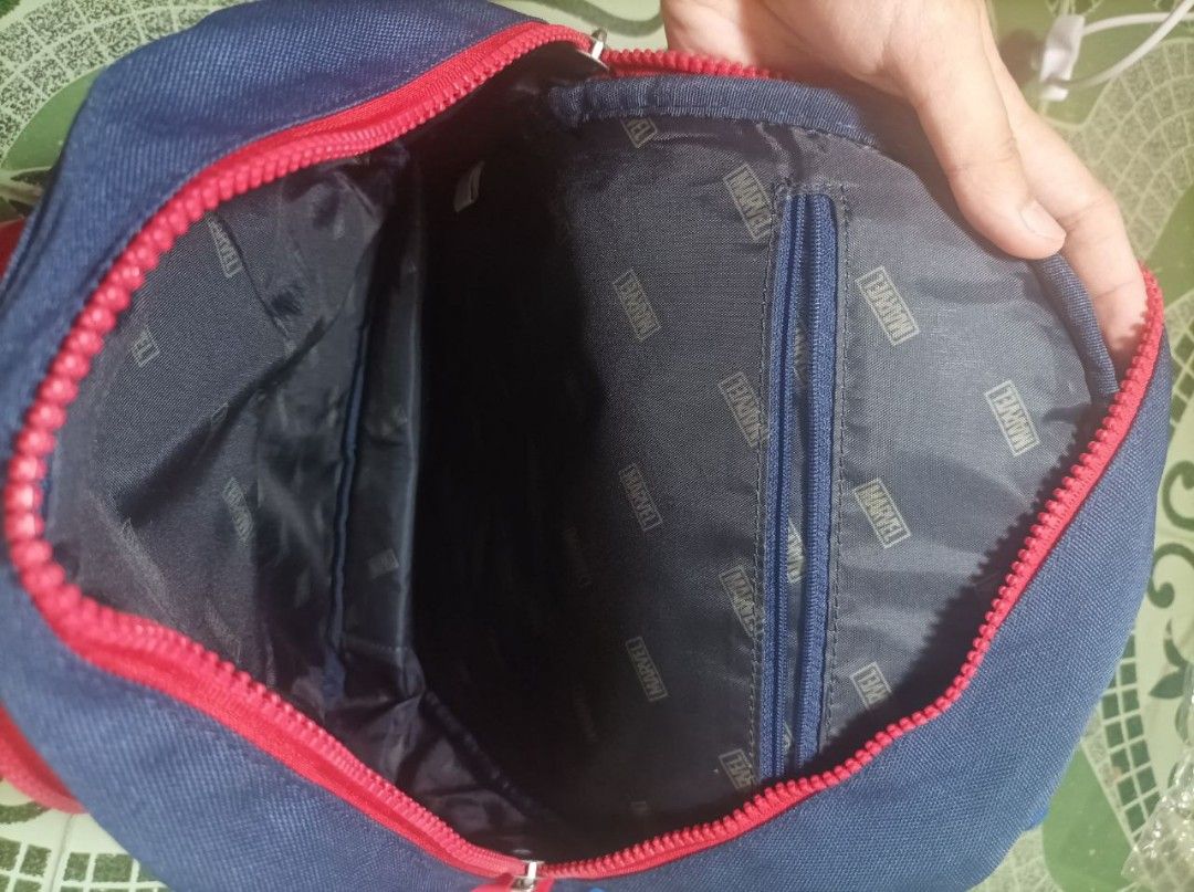 🕷️ MARVEL SPIDERMAN BACKPACK — ₱350 (Category: Backpacks) located in Dagupan City. Submitted by jnwoshop (Listing ID 1463742666, Image 3). Description: 🕷️ MARVEL SPIDERMAN BACKPACK — ₱350 🕷️ MARVEL SPIDERMAN BACKPACK 🕷️ ❤️ Perfect for kids & Spidey fans! ✨ Multiple pockets ✨ Lightweight & easy to carry ✨ Good condition 💰 ₱350 ONLY.