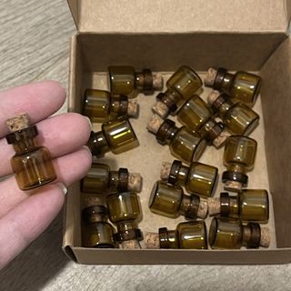 （分類：）位於 。 由 nadial. 提交（商品編號 1463926965，圖片 1）。簡介： 。