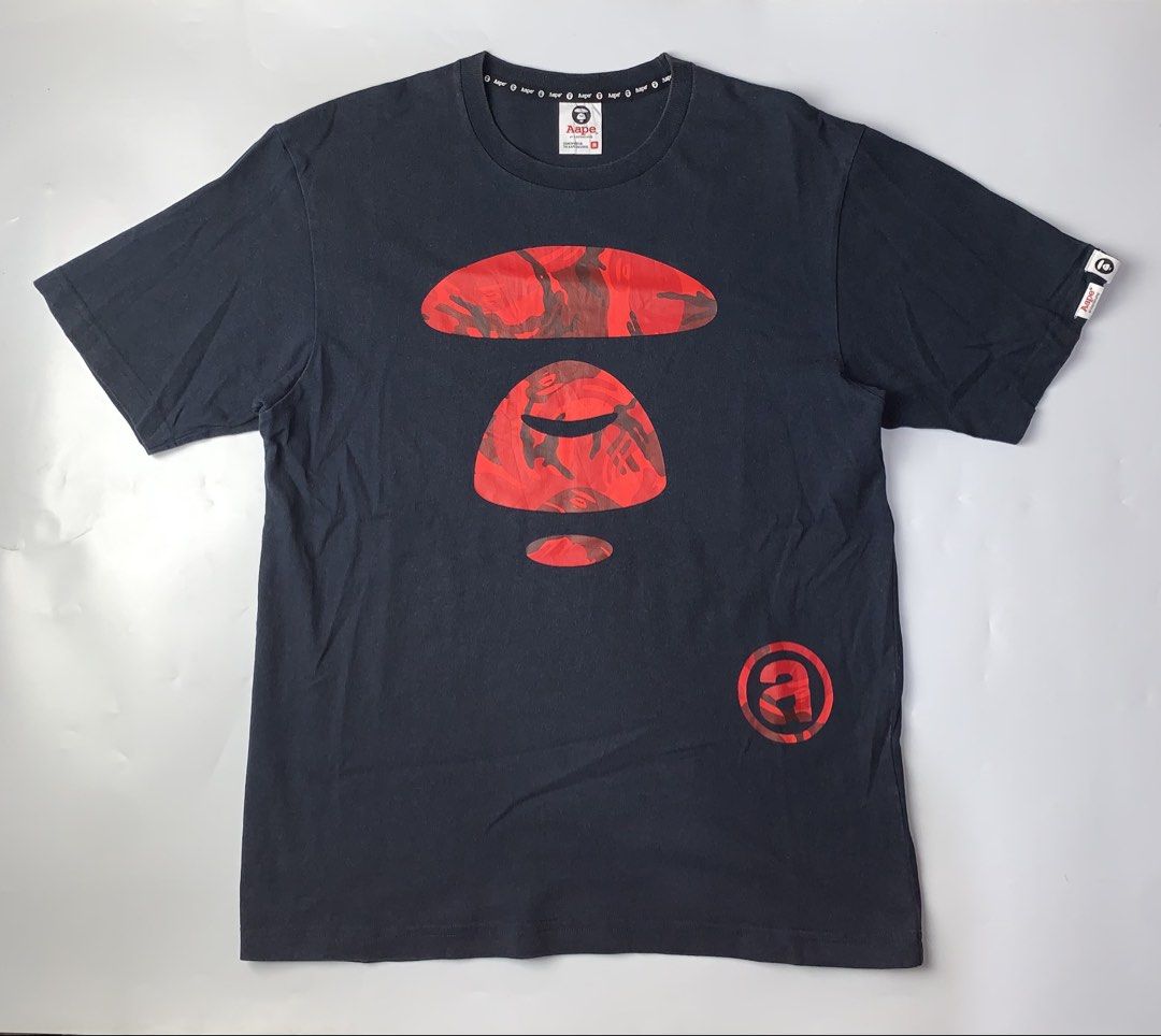 Aape tee (Category: Tshirts & Polo Shirts ) located in Ivisan. Submitted by trashtotreasuree (Listing ID 1463813916, Image 1). Description: 20x27 .