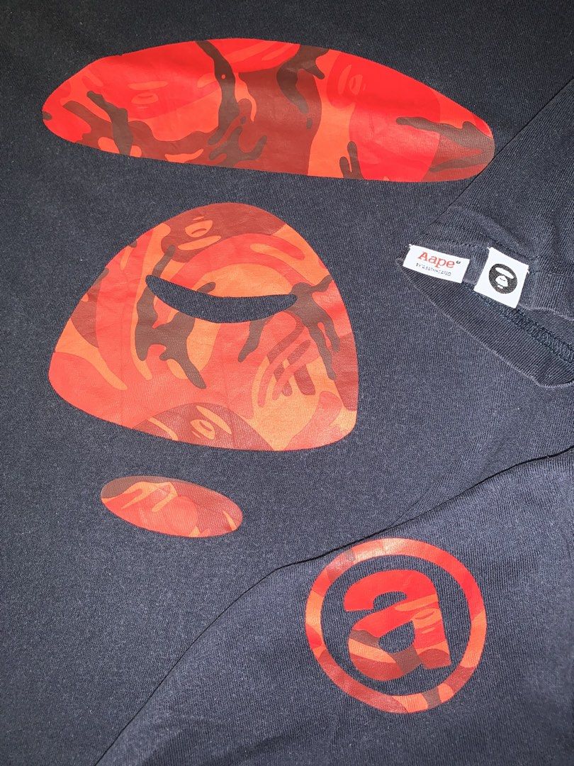 Aape tee (Category: Tshirts & Polo Shirts ) located in Ivisan. Submitted by trashtotreasuree (Listing ID 1463813916, Image 2). Description: 20x27 .