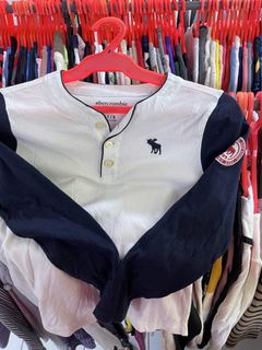 (Category: ) located in . Submitted by riyizthriftz (Listing ID 1463893202, Image 1). Description: .