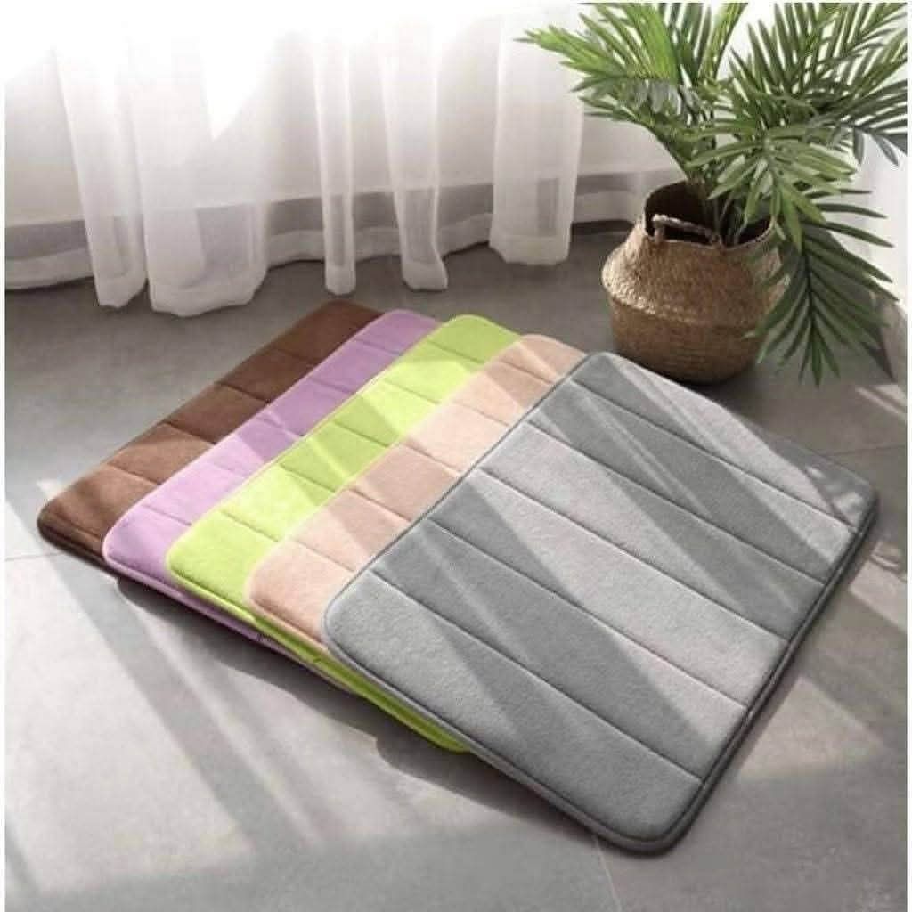 Absorbent doormat (Category: Carpets, Mats & Flooring) located in Manila. Submitted by yzlshop (Listing ID 1463747546, Image 2). Description: .