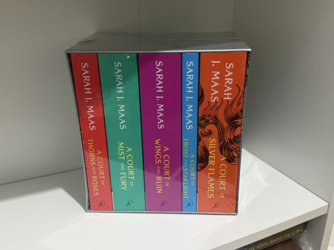 ACOTAR Book Set - UK Paperback (Category: Storybooks) located in Manila. Submitted by ashryver.queen3011 (Listing ID 1463928078, Image 1). Description: BRAND NEW SEALED UK Paperback Loc: Rosario, Pasig city MOP: Gcash, Gotyme, BDO MOD: Tiktok CO, J&T Direct, Lalamove.