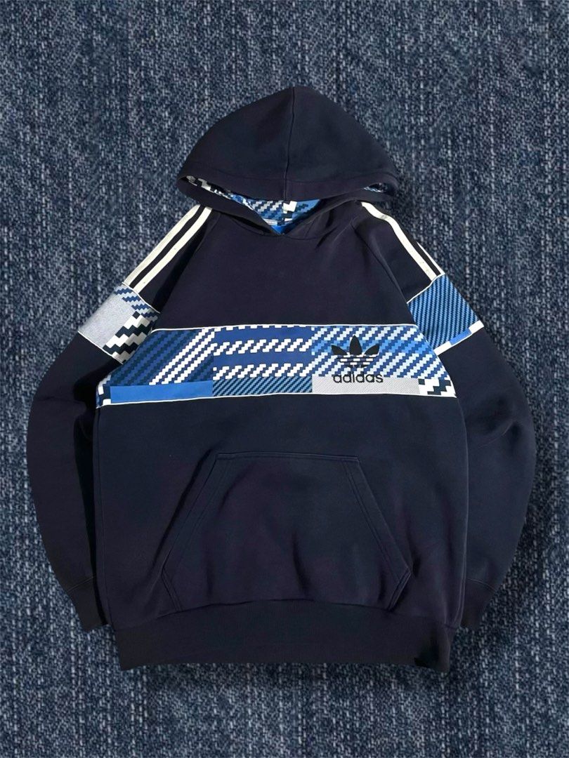 ADIDAL ORIGINAL (Category: Activewear) located in Angat. Submitted by andreibilledo13 (Listing ID 1463931906, Image 1). Description: .