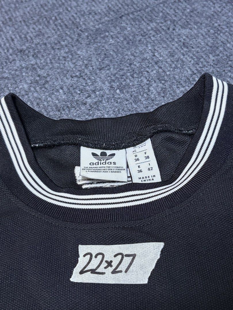 adidas (Category: Tshirts & Polo Shirts ) located in Baguio. Submitted by baguio_streetwear_2600 (Listing ID 1463872256, Image 3). Description: .