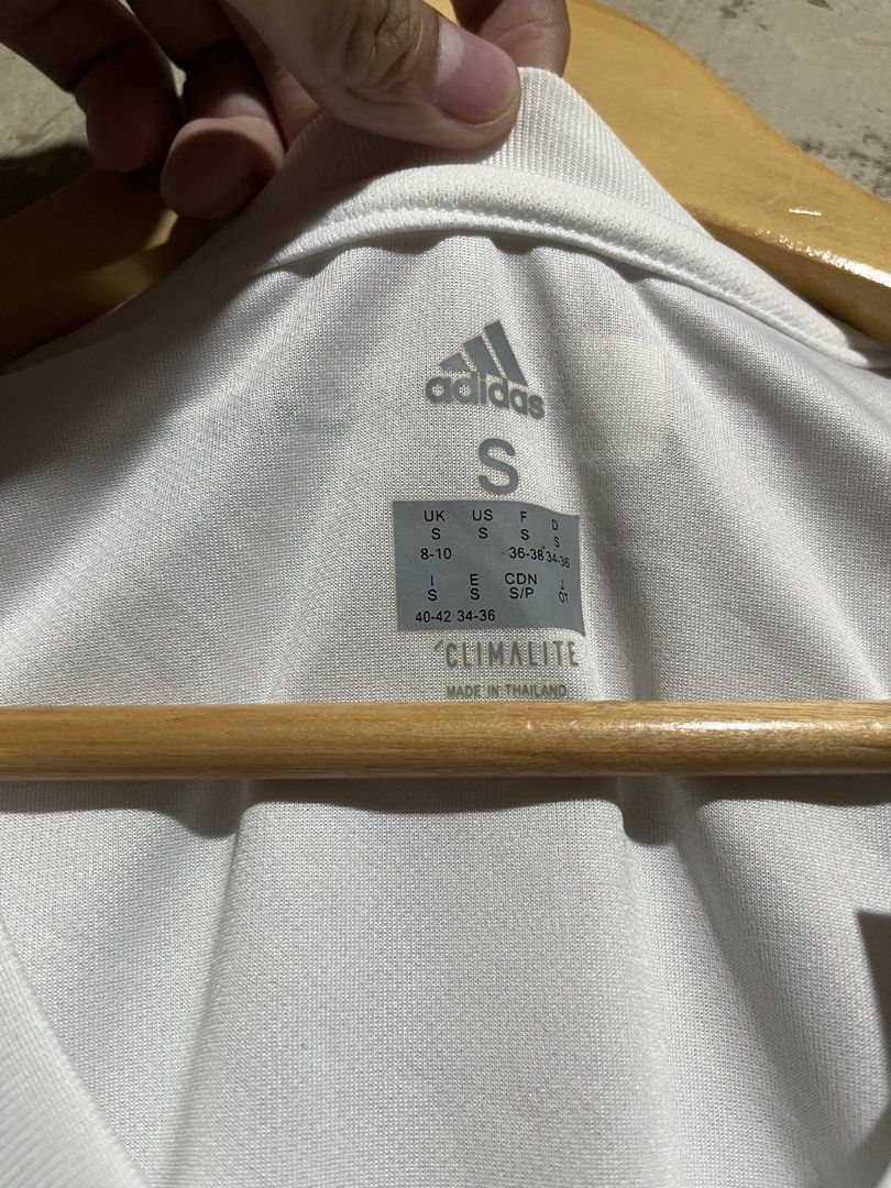 ADIDAS (Category: Shirts) located in Manila. Submitted by rylthriftz12 (Listing ID 1463893435, Image 3). Description: .