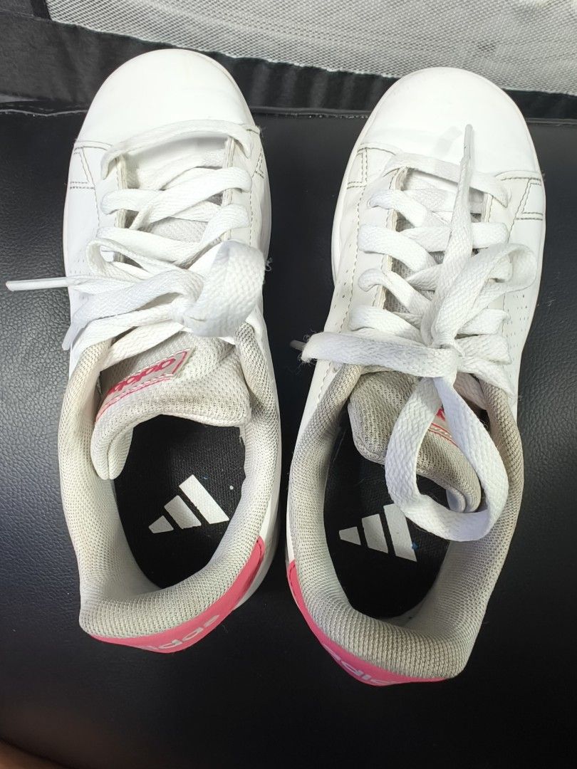 Adidas Advantage Pink (Category: Babies & Kids Fashion) located in Paranaque City. Submitted by duhnuuh (Listing ID 1463909855, Image 3). Description: Original Adidas Advantage size 1.5 US slightly used only nakaliitan na agad.