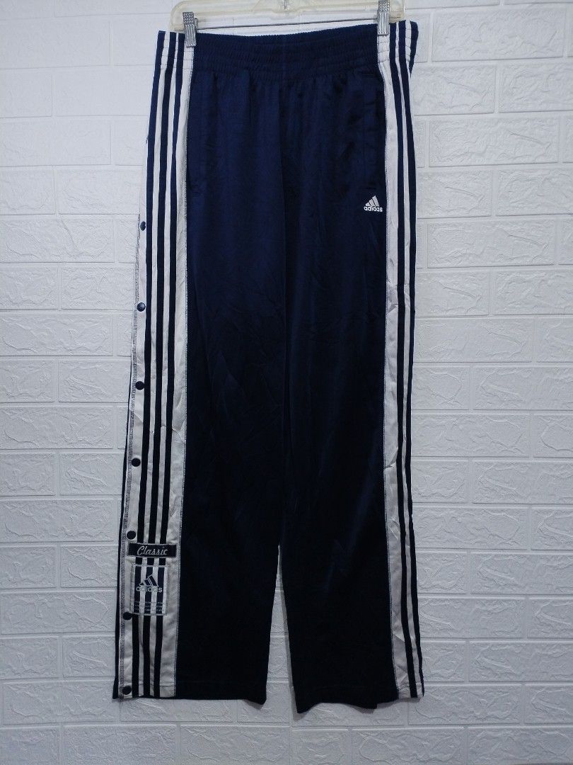 Adidas Classic Snap Button Track Pants Navy Blue XL (Category: Joggers) located in Davao. Submitted by salupannino2016-98573 (Listing ID 1463837082, Image 1). Description: VINTAGE..! ADIDAS TEARWAY TRACKPANTS XL ON TAG WAISTLINE..34-35 LENGTH..42 EXCELLENT NAVY..9/10 880/FREESHIP TNX ADMIN..☺.