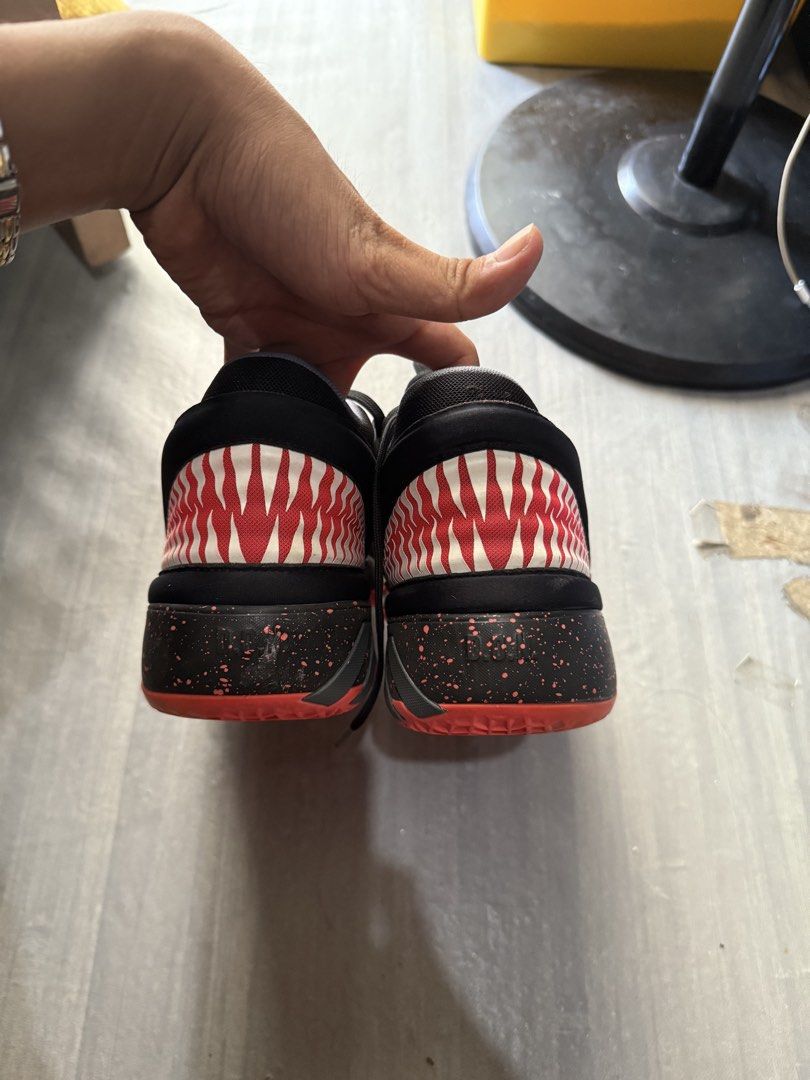 Adidas Donovan Mitchell D.O.N. Issue 2 "Venom" MARVEL (Category: Sneakers) located in Cagayan de Oro. Submitted by twice.but.nice.blackmarket (Listing ID 1463793483, Image 2). Description: Excellent condition Size: US 9.5 / UK 9 / FR 43.5 / JP 275 / CHN 265 Issue : minor sign of use but not so visible see the last 2 photos uploaded! NEGOTIABLE ‼️‼️‼️.