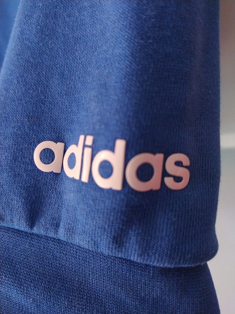 Adidas sweatshirt (Category: Babies & Kids Fashion) located in Manila. Submitted by timtam04 (Listing ID 1463776775, Image 3). Description: .