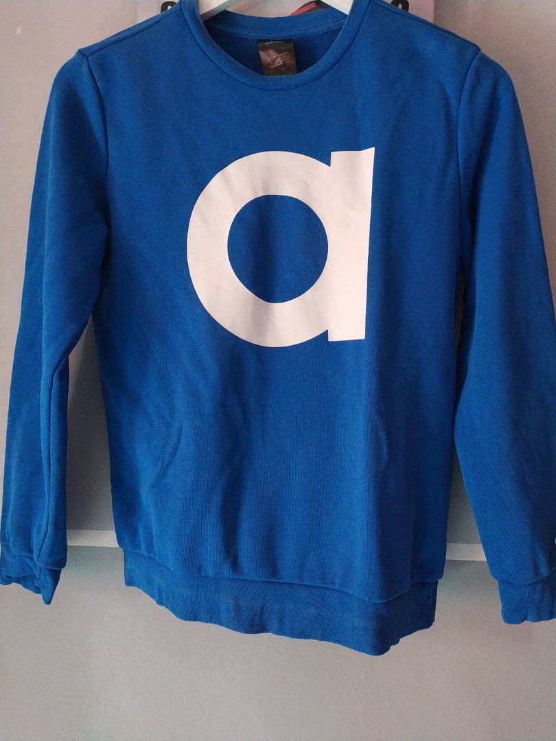Adidas sweatshirt (Category: Babies & Kids Fashion) located in Manila. Submitted by timtam04 (Listing ID 1463776775, Image 1). Description: .