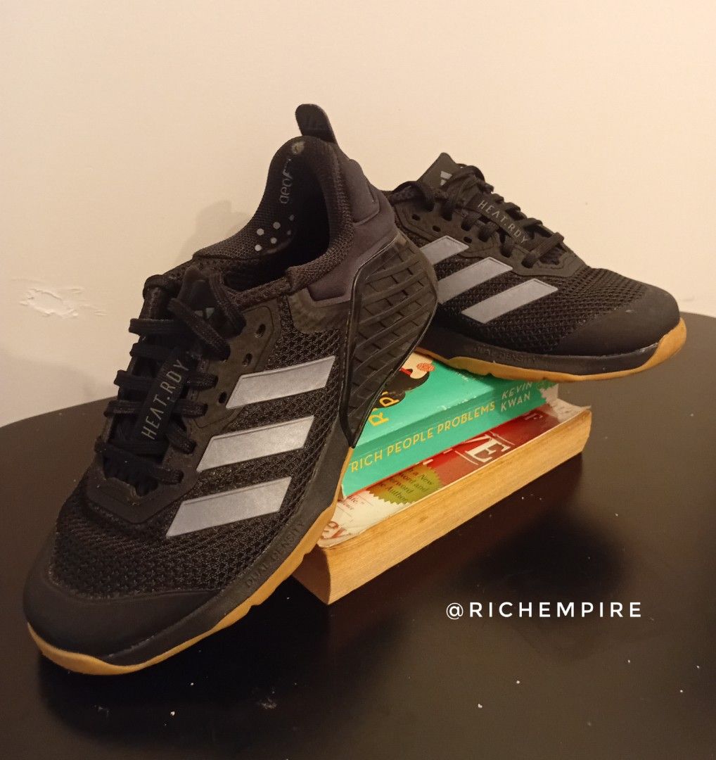 Adidas Training US 7 W Available Makati (Category: Sneakers) located in Makati City. Submitted by richempire (Listing ID 1463807892, Image 1). Description: meet up preferred MAKATI Jnt: Pay via GCash Grab/Lalamove Excellent condi Signs of use - see actual pics.