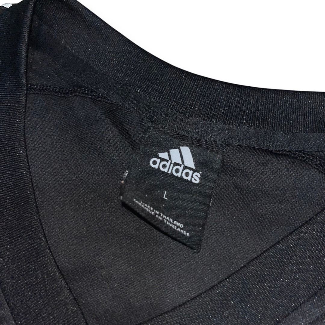 ADIDAS JERSEY T SHIRT (Category: Activewear) located in Quezon. Submitted by ejay.thrift.clothes (Listing ID 1463928022, Image 2). Description: LARGE 21 X 31.5 NO ISSUE COLOR RATE: 10/10 AS NEW CONDITION FRESHLY WASHED READY TO WEAR # 396.