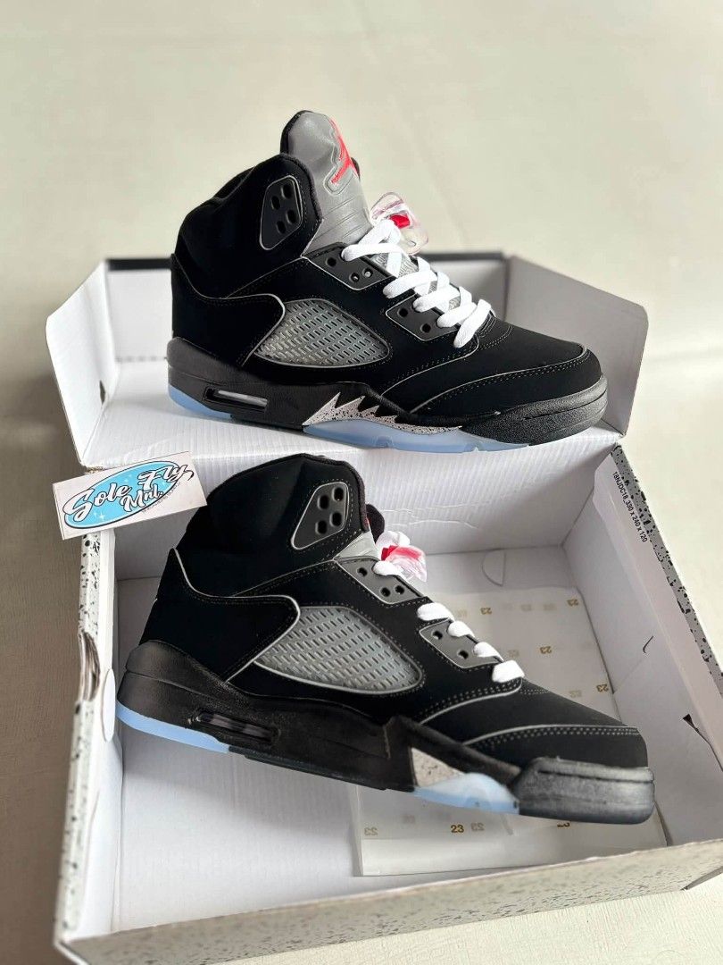 Air Jordan 5 METALLIC BLACK (Category: Sneakers) located in Manila. Submitted by solefly_mnl.26 (Listing ID 1463813850, Image 3). Description: J5 METALLIC BLACK bnew 2299+sf available sz 41 to 45 mens actual pic posted!!! onhand ready to lalamove/ship via jrs novaliches qc area dm us for orders📩 fb page: solefly mnl v2.